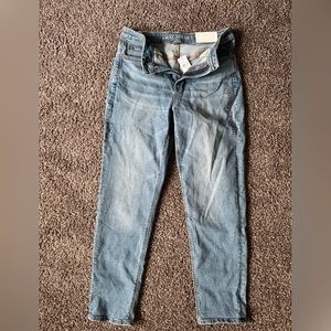 NWT American Eagle Mom Jeans